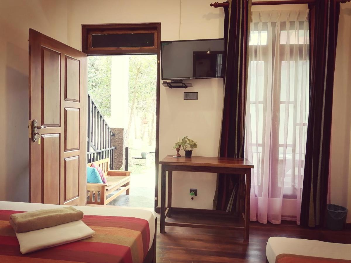 Ceylonima Home Stay Anuradhapura Exteriör bild