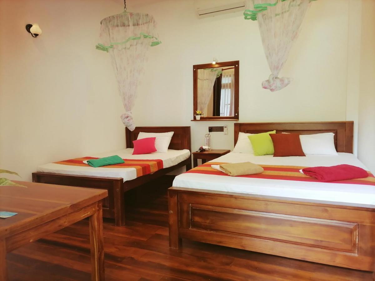 Ceylonima Home Stay Anuradhapura Exteriör bild
