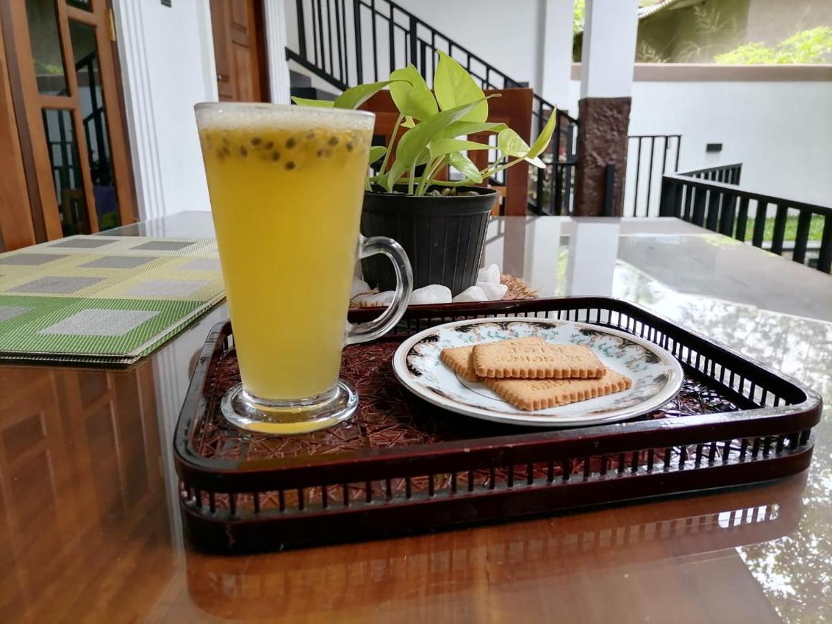Ceylonima Home Stay Anuradhapura Exteriör bild