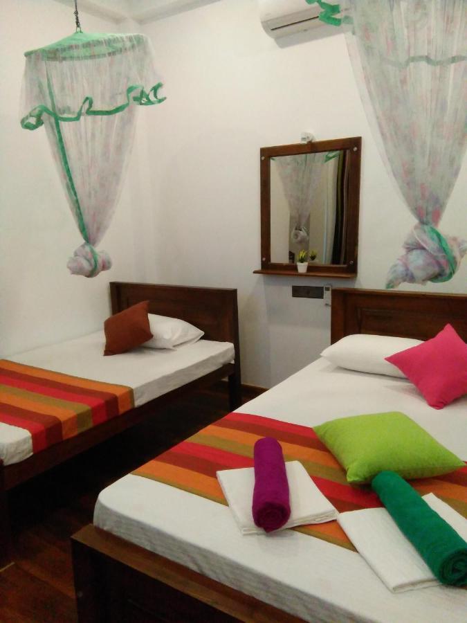 Ceylonima Home Stay Anuradhapura Exteriör bild